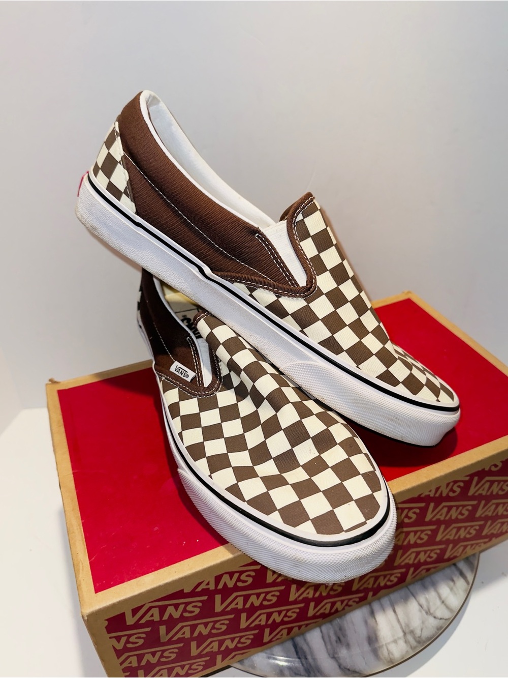 VANS Men’s Slip-On Checkerboard Canvas Shoes Brown/White US 9.5 M, 11 W
